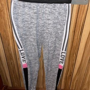 BOBBIE & BROOKS PANTS